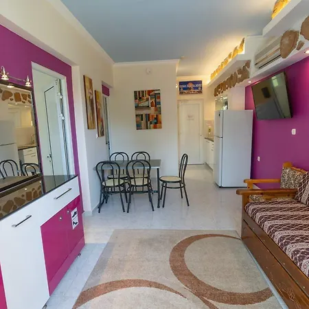 Θέρετρο Grecian Fantasia Φαληράκι