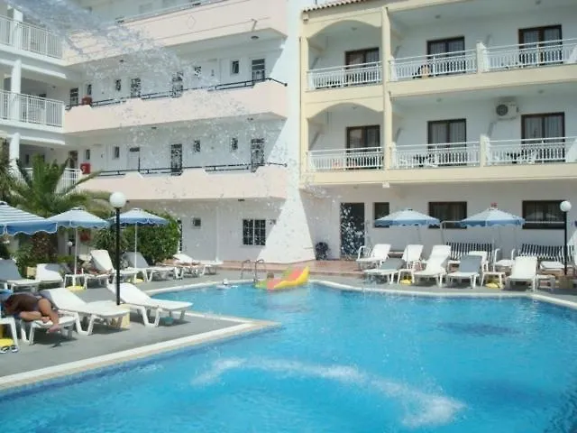 Üdülőközpont Grecian Fantasia